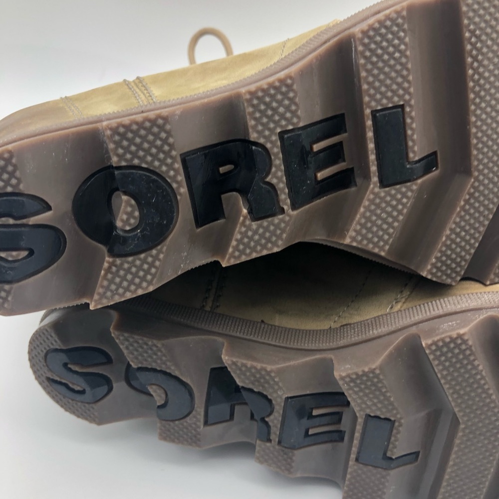SOREL boots. - Picture 11 of 16